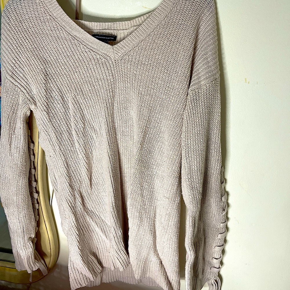 American Eagle Sweater